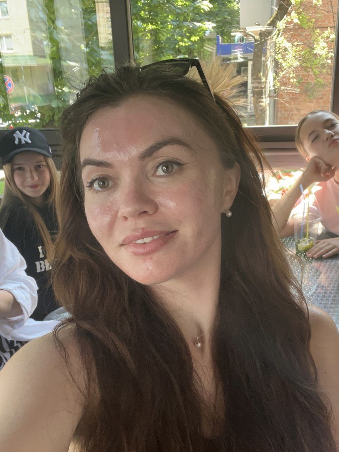 Alisa with a group of her teenage students